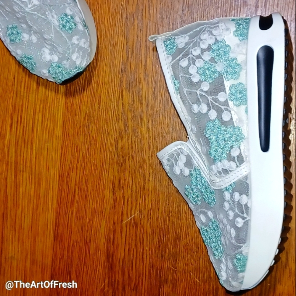 Elegant Mint and White Lace Slip-on Sneakers - Picture 5 of 16